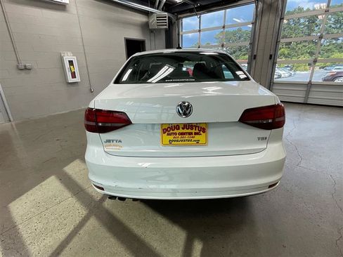 Used 2016 Volkswagen Jetta S FWD image 4