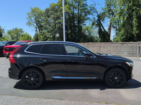 Used 2018 Volvo XC60 T6 Inscription w/ Convenience Package AWD/4WD image 3