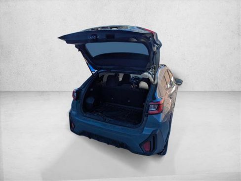 Used 2024 Subaru Crosstrek 2.0i Premium image 21