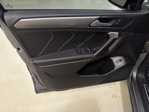 Certified 2024 Volkswagen Tiguan SE R-Line w/ MDO Package, Three-Row image 18