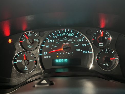 Certified 2021 Chevrolet Express 3500 Extended w/ Driver Convenience Package RWD image 10