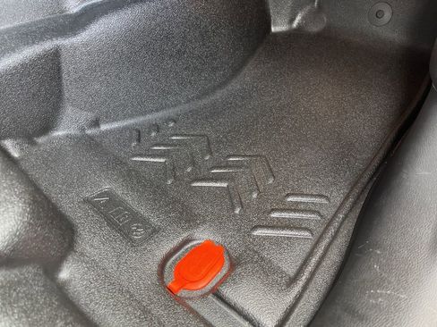 Used 2025 Jeep Wrangler Rubicon image 57