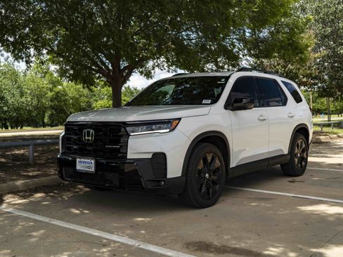 Used 2026 Honda Pilot Black Edition image 5