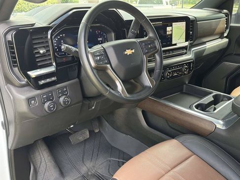 Used 2024 Chevrolet Silverado 3500 High Country w/ High Country Premium Package AWD/4WD image 12