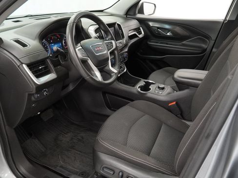 Used 2024 GMC Terrain SLE w/ Driver Convenience Package AWD/4WD image 11
