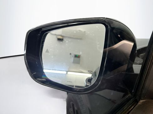 Used 2025 Jeep Grand Cherokee Altitude AWD/4WD image 16