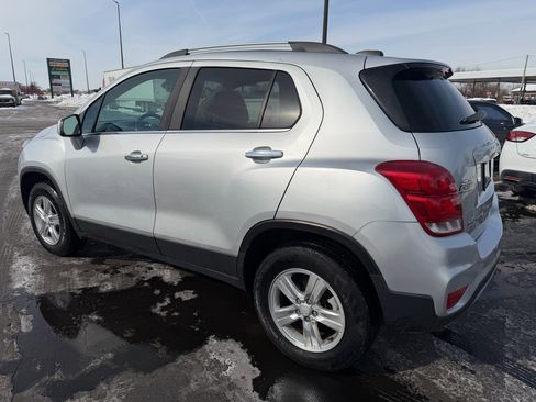 Used 2019 Chevrolet Trax LT w/ Driver Confidence Package image 4