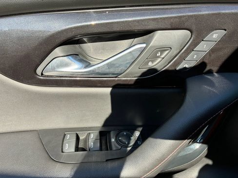 Used 2019 Chevrolet Blazer RS AWD/4WD image 18