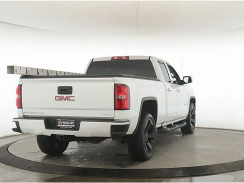 Used 2018 GMC Sierra 1500 SLE image 7