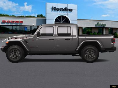 New 2025 Jeep Gladiator Rubicon w/ Convenience Group