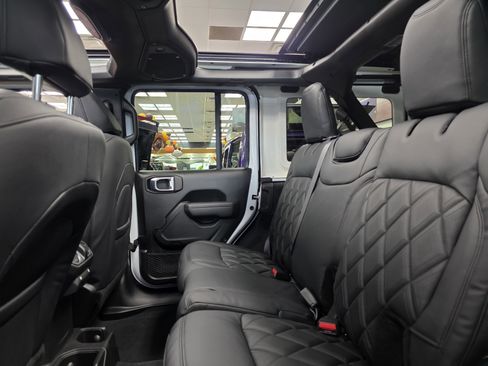 New 2025 Jeep Wrangler Unlimited Sport image 16