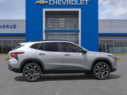 New 2026 Chevrolet Trax RS FWD image 29
