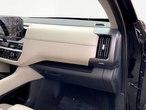 Used 2023 Nissan Pathfinder SL image 19