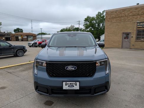 Used 2026 Ford Maverick Lariat w/ Black Appearance Package AWD/4WD image 3