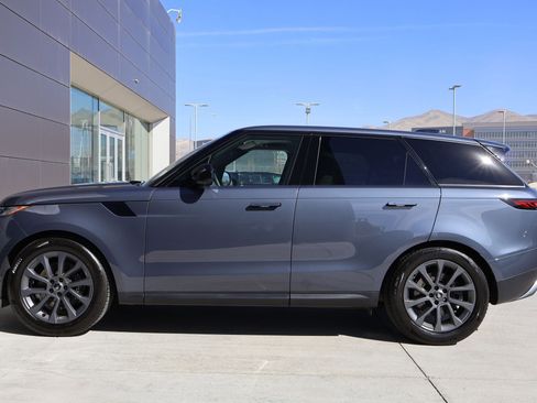 Certified 2023 Land Rover Range Rover Sport SE image 11