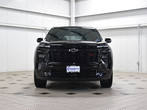 New 2026 Chevrolet Traverse RS w/ LPO, Floor Liner Package AWD/4WD image 2
