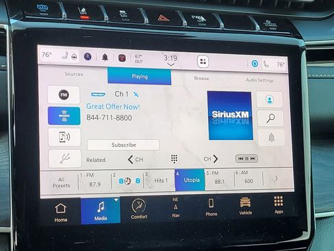 New 2024 Jeep Grand Cherokee Limited 4xe w/ Luxury Tech Group II image 13