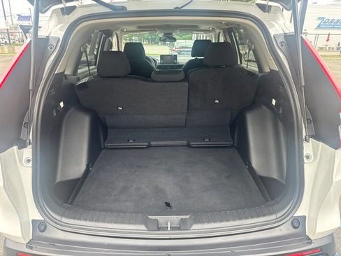 Used 2023 Honda CR-V EX image 12