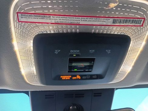 Used 2023 Toyota Prius LE image 30