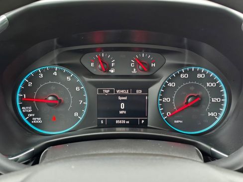 Used 2018 Chevrolet Equinox LS image 25