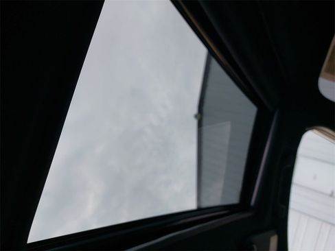 Used 2025 Subaru Crosstrek 2.5i Wilderness w/ Wilderness Package image 25