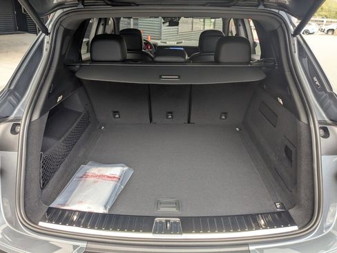 New 2026 Porsche Cayenne AWD/4WD image 23