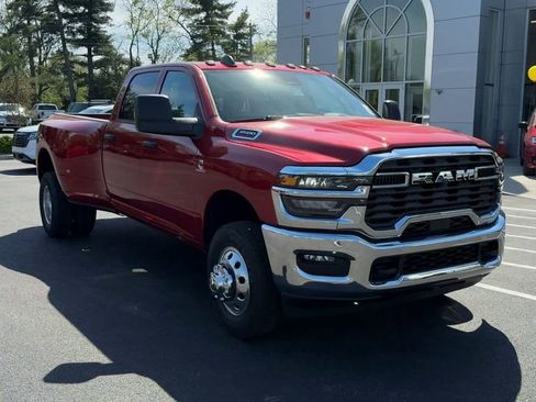 New 2026 RAM 3500 Tradesman AWD/4WD image 9