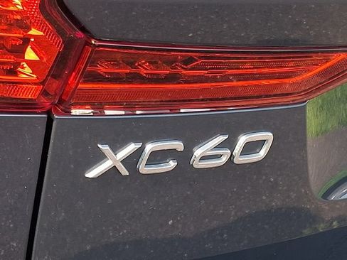 Used 2023 Volvo XC60 B5 Ultimate w/ Climate Package AWD/4WD image 31