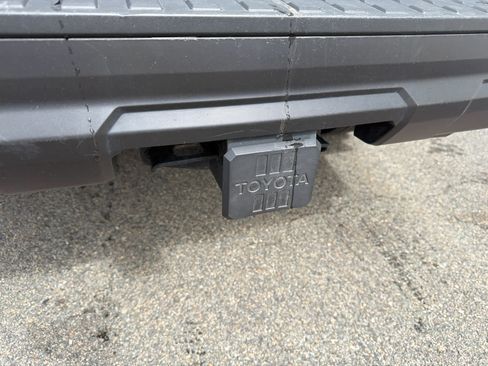 Used 2025 Toyota 4Runner SR5 image 10