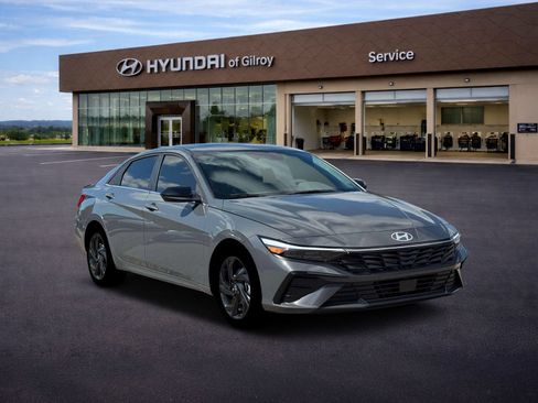 New 2026 Hyundai Elantra SEL Sport Premium FWD image 11