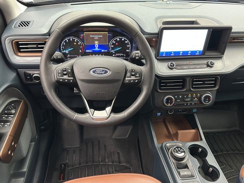Used 2024 Ford Maverick Lariat w/ FX4 Off-Road Package AWD/4WD image 16