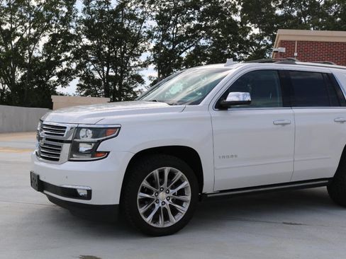 Used 2019 Chevrolet Tahoe Premier w/ Premier Plus Edition AWD/4WD image 22