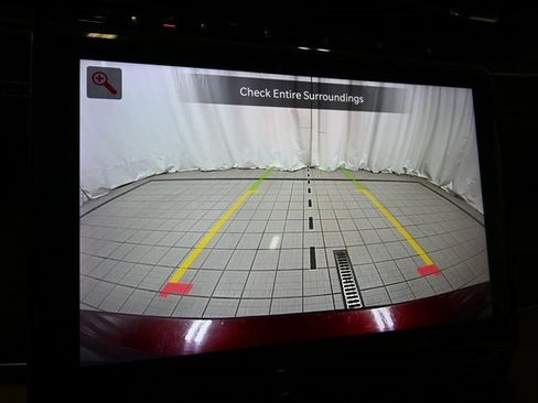 Used 2021 Jeep Grand Cherokee L Limited w/ MOPAR Finishing Package image 6