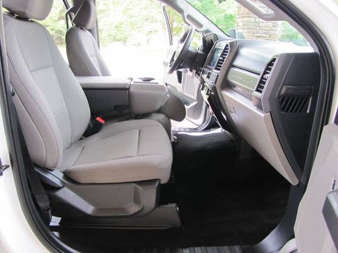 Used 2022 Ford F250 XLT AWD/4WD image 19