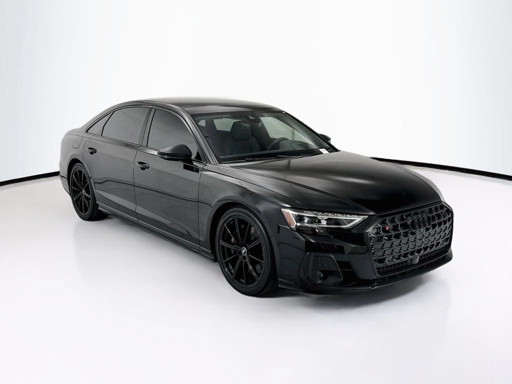 Used 2024 Audi S8 AWD/4WD image 3