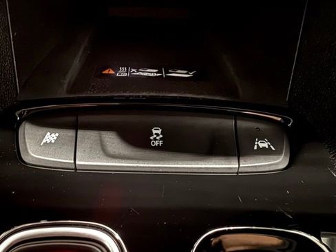 Used 2023 Chevrolet Bolt EUV LT w/ Convenience Package image 36