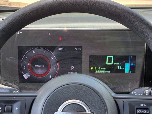 Used 2025 Nissan Kicks SV FWD image 20