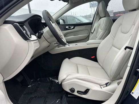 New 2026 Volvo XC60 B5 Ultra w/ Protection Package Premier image 19