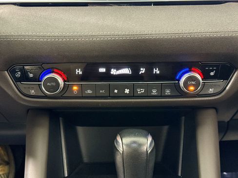 Used 2019 MAZDA MAZDA6 Signature image 16