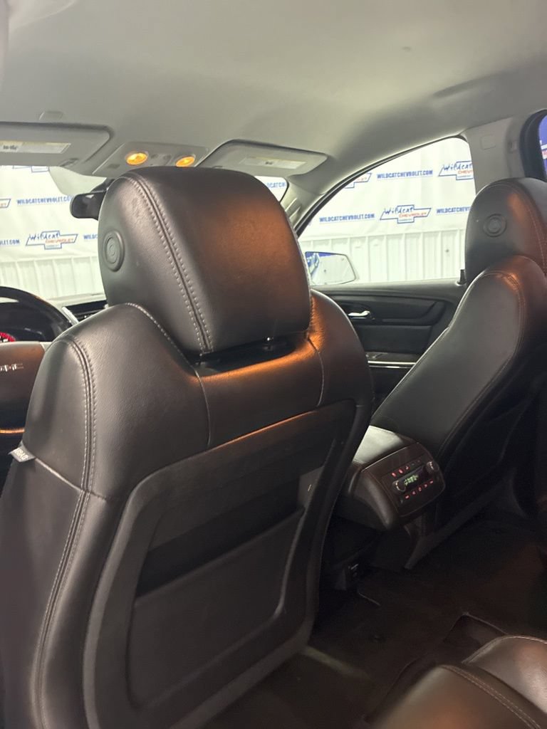 Used 2016 GMC Acadia SLT AWD/4WD image 30