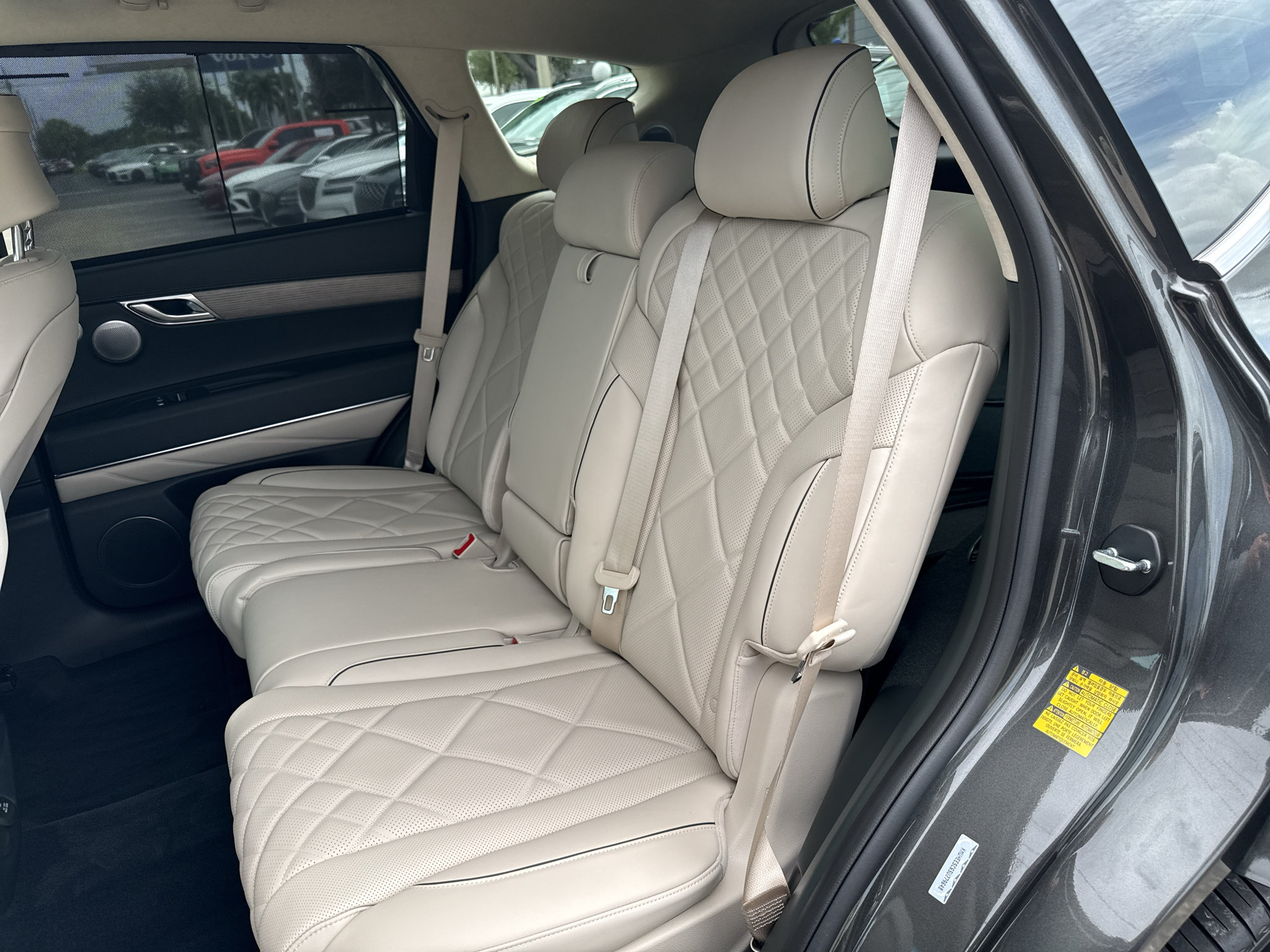 Certified 2025 Genesis GV80 3.5T Prestige AWD/4WD image 27