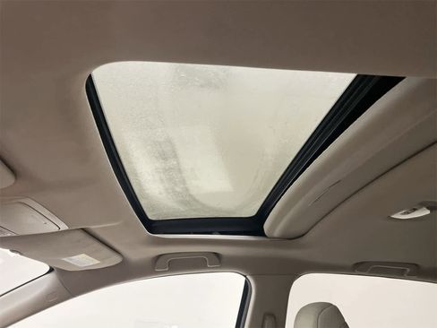 Used 2016 Honda CR-V EX image 3