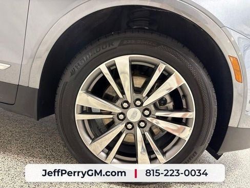 Used 2021 Cadillac XT5 Premium Luxury AWD/4WD image 32