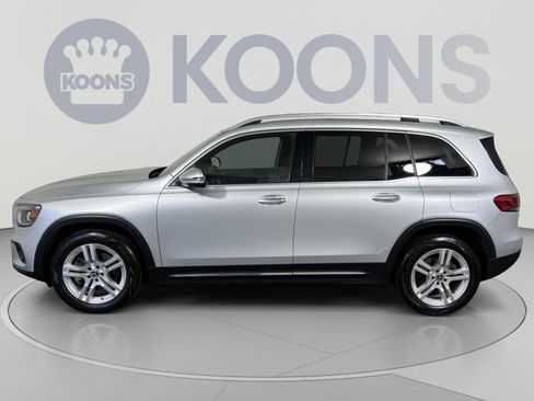 Used 2022 Mercedes-Benz GLB 250 4MATIC image 7