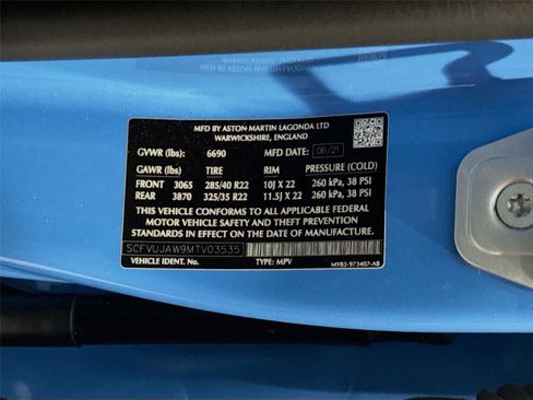 Used 2021 Aston Martin DBX AWD image 36