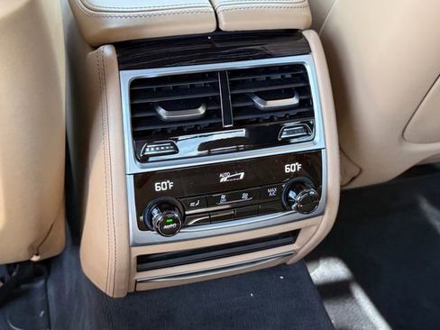Used 2019 BMW 740i w/ Executive Package RWD image 24