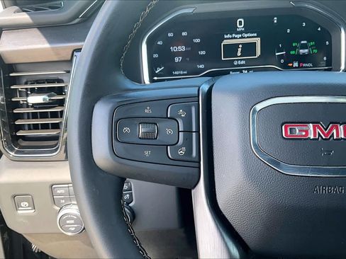 Used 2025 GMC Sierra 2500 AT4 w/ Technology Package AWD/4WD image 20