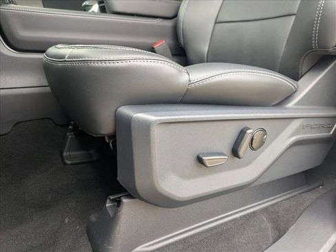 New 2025 Ford Expedition Max Platinum w/ Driver's Package image 4