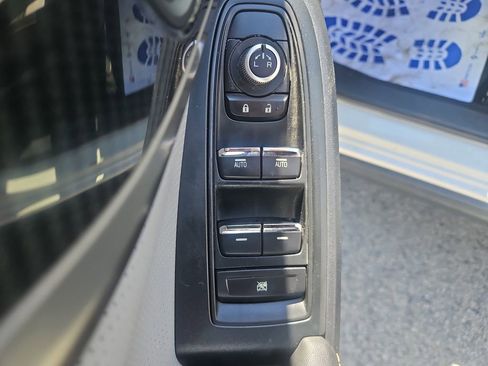 Used 2018 Subaru Crosstrek 2.0i Limited AWD/4WD image 24