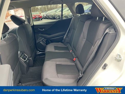 Used 2022 Subaru Outback Premium image 29